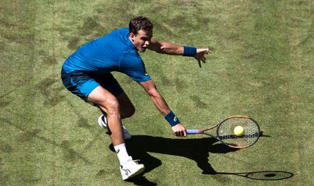 Newport 2018 R1 Young v Pospisil