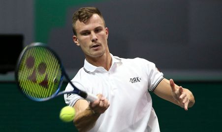 Dubai 2021 R1 Pospisil Fucsovics