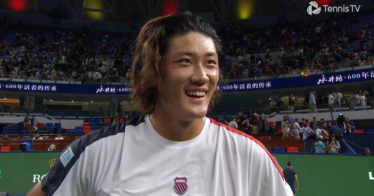 Zhang makes history in Shanghai