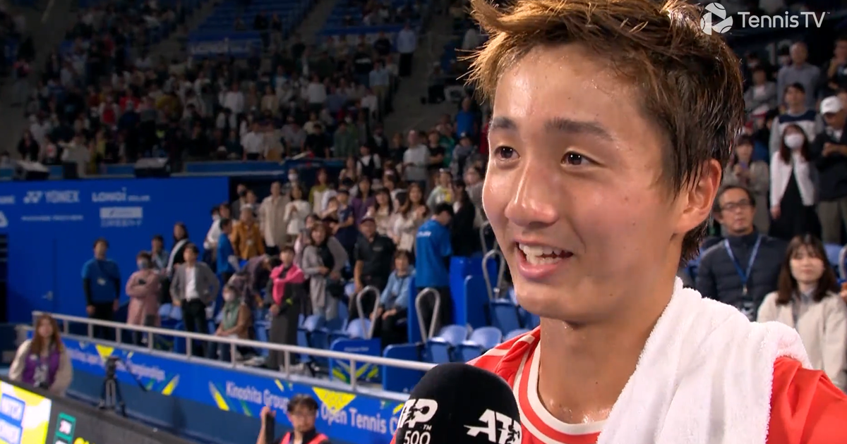 Japanese star Mochizuki stuns Fritz