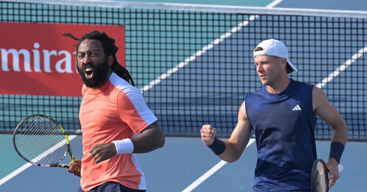 C. Harrison & E. King vs F. Romboli & J. Zielinski