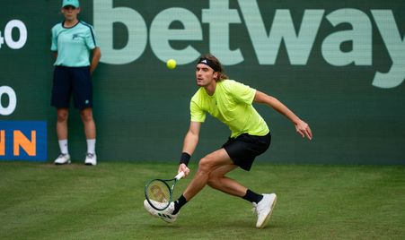 2025 Halle Tsitsipas