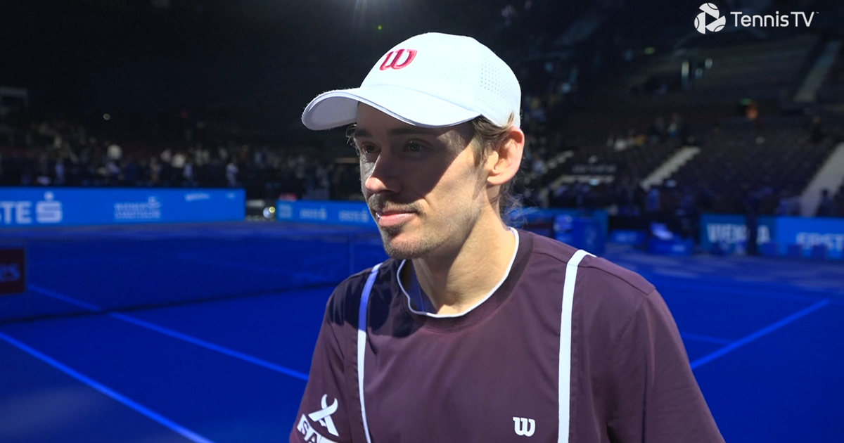 De Minaur claims 350th tour-level win